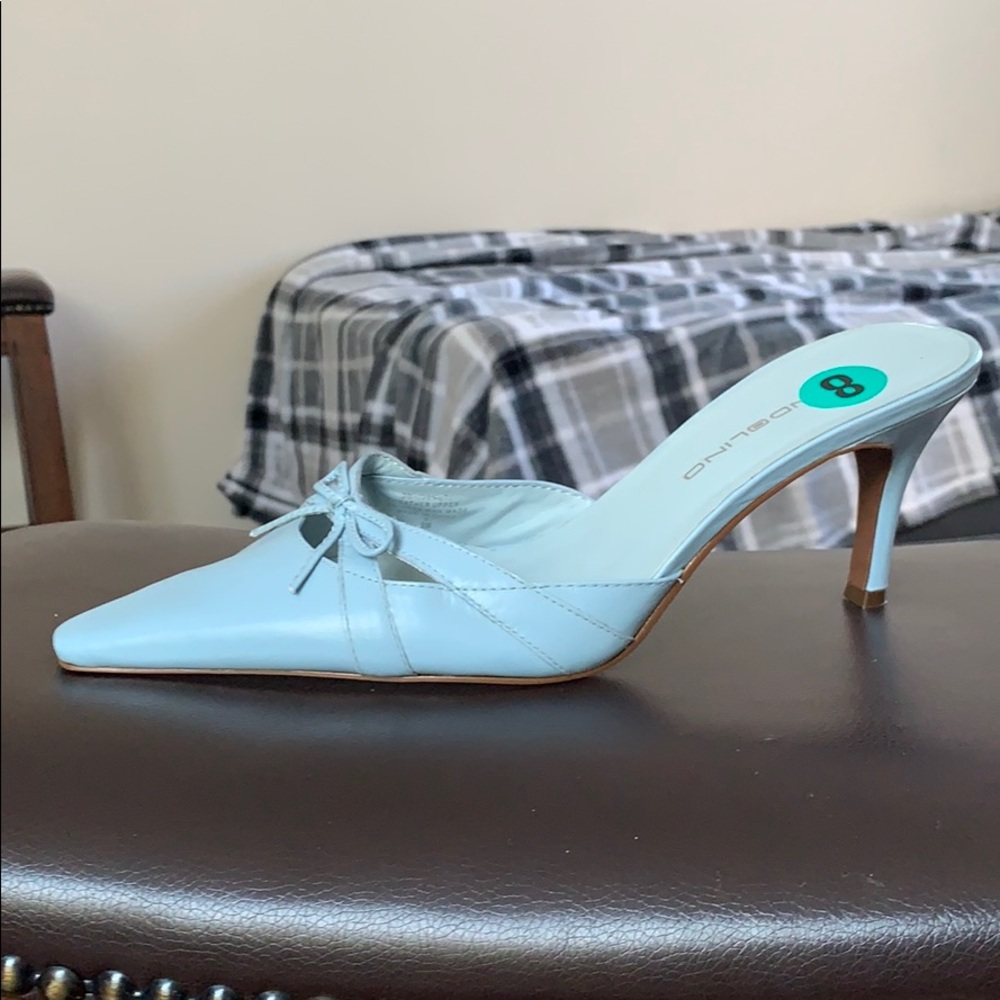Blue Bandolino heels